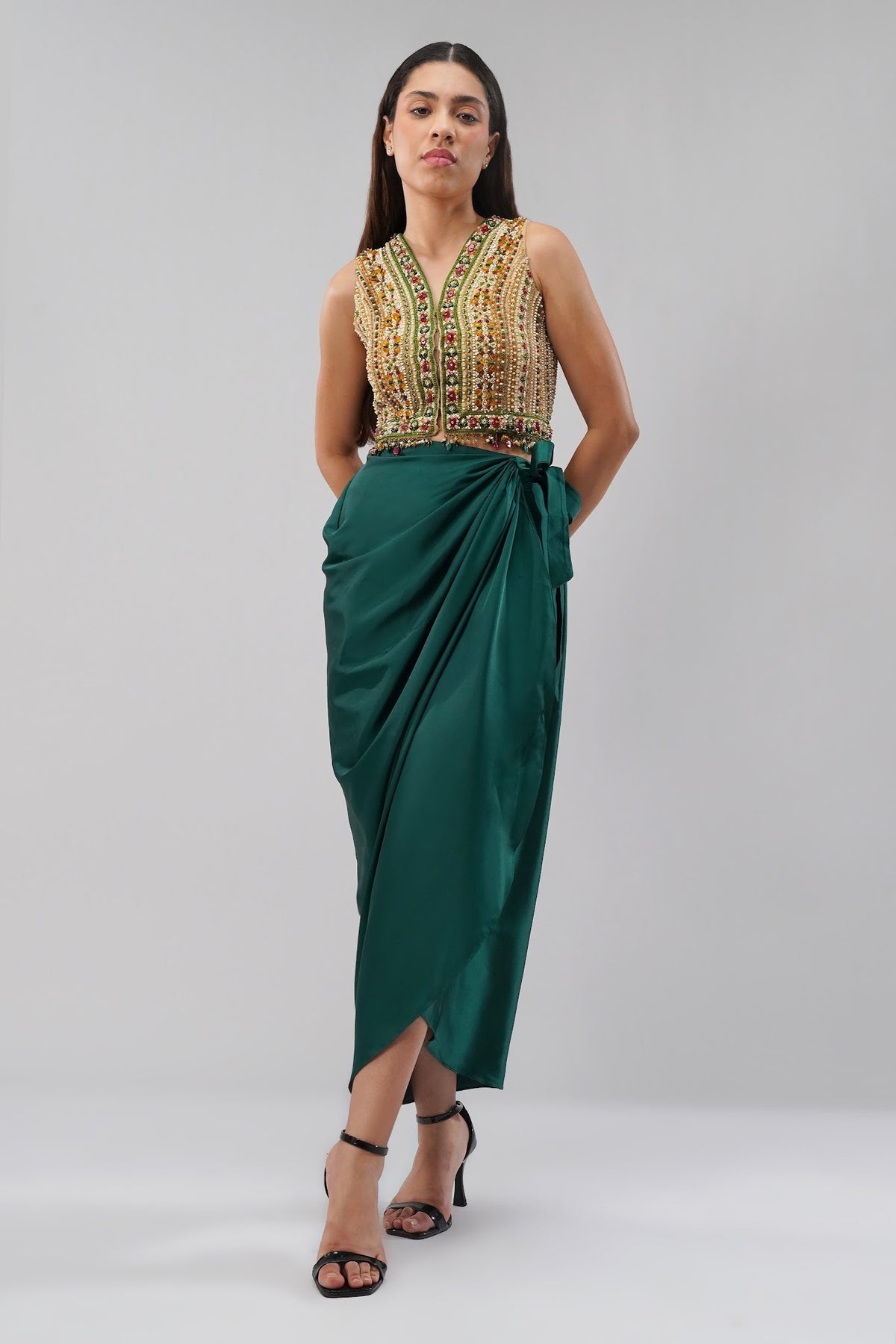 Amara Short Jacket Sleeveless Ruby Red Emerald Green Multi With Plain Tulip Freesize Full Length Wrap Skirt Emerald Green