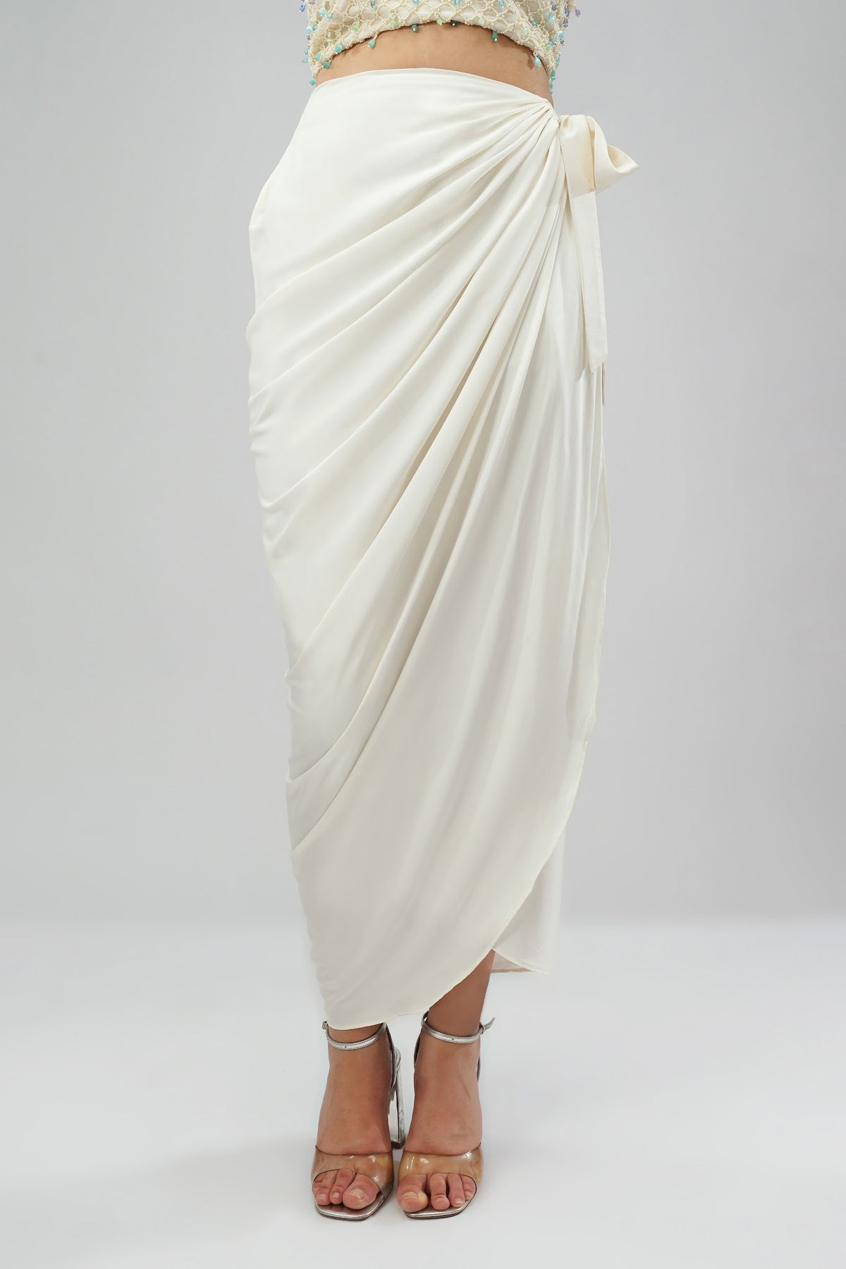 Opal Crop Top Halterneck Backless With Plain Tulip Freesize Wrap Skirt Pristine Ivory